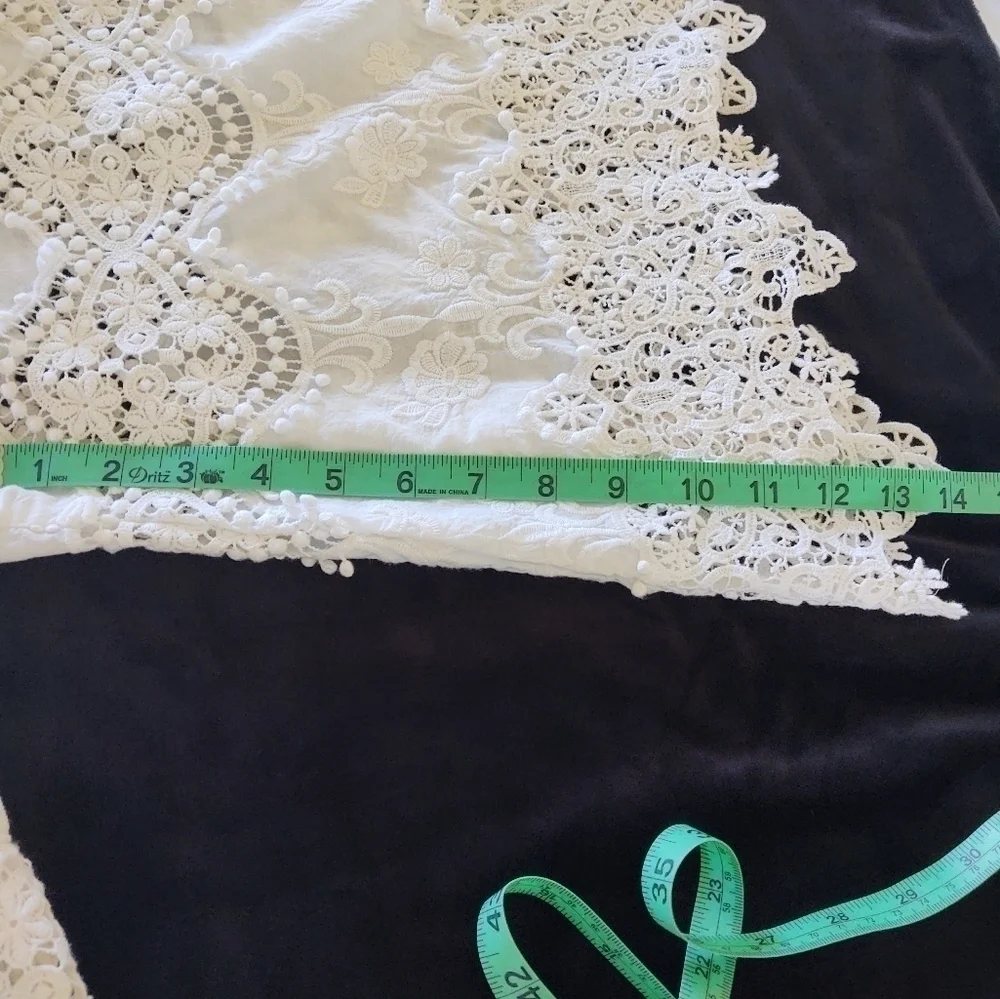 Beautiful white lace blouse - Picture 13 of 15